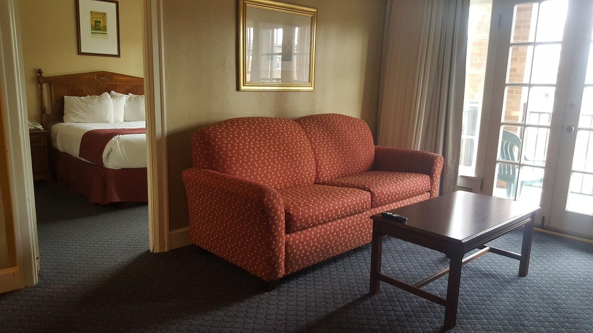 Senate Suites Extended Stay Hotel Topeka Bagian luar foto