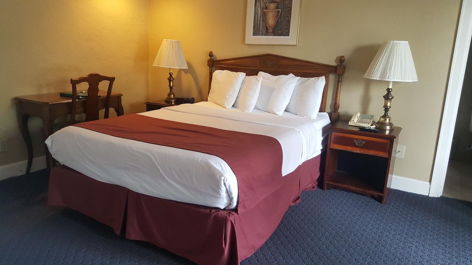Senate Suites Extended Stay Hotel Topeka Bagian luar foto