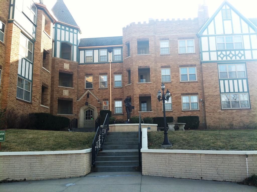 Senate Suites Extended Stay Hotel Topeka Bagian luar foto
