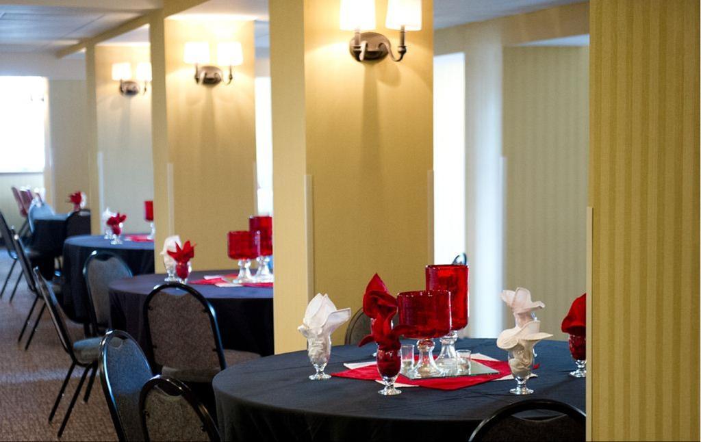 Senate Suites Extended Stay Hotel Topeka Bagian luar foto